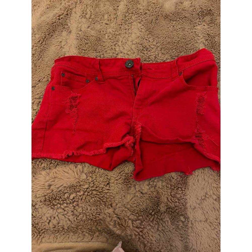 Red Rivet Crimson Distressed Denim Cut Off Shorts Womens Size 9 RJ2700B